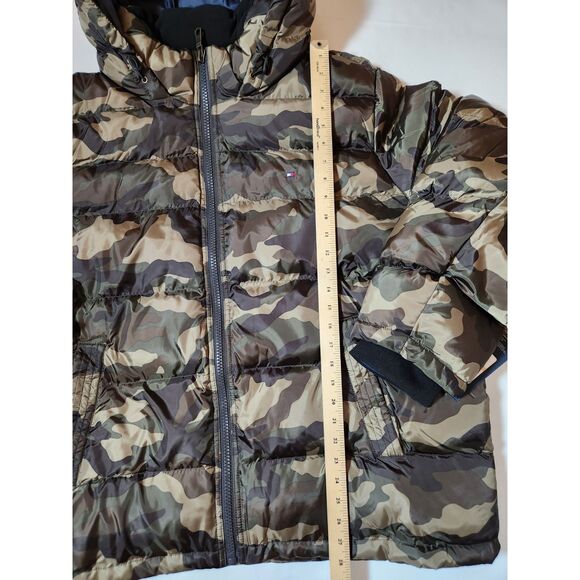 Tommy Hilfiger Men’s 2XL Jacket | Camo Hooded Puffer | New With Tags - Picture 4 of 10